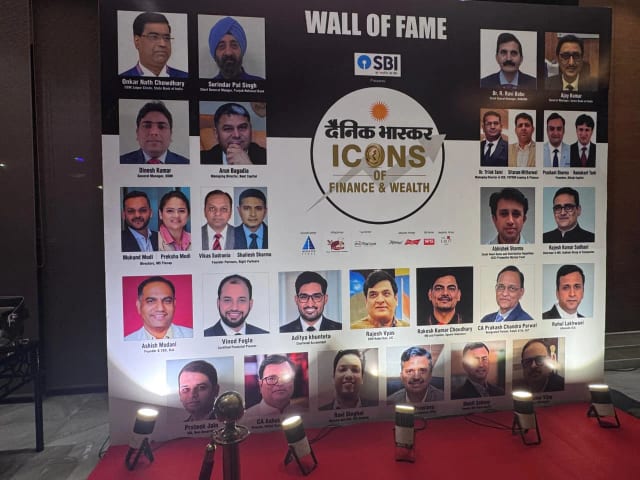 The Icons of Finance & Wealth Wall of Fame, presented by SBI, featuring CA Aditya Khunteta among the honourees